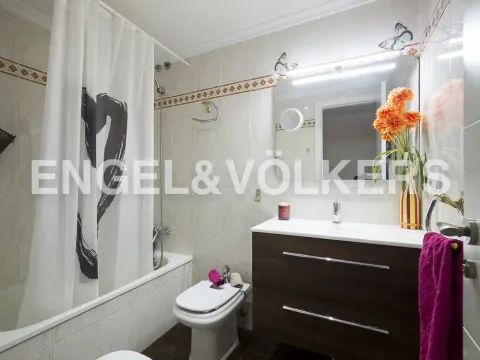 Квартира 110 м² в Montcada / Moncada