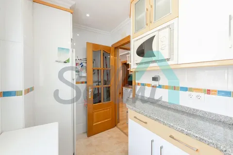 Flat 52 m² in Oviedo