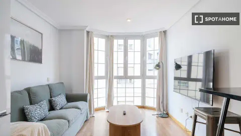 Flat for rent, Madrid