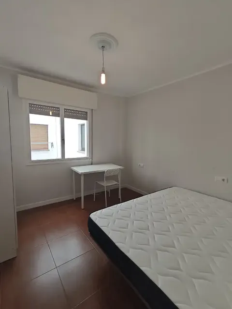 Кімната 100 м², Oviedo