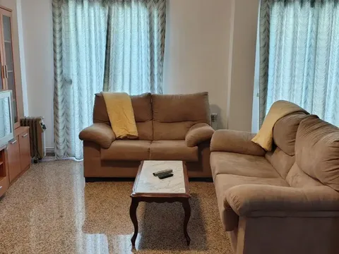 Piso de 110 m² en Baeza