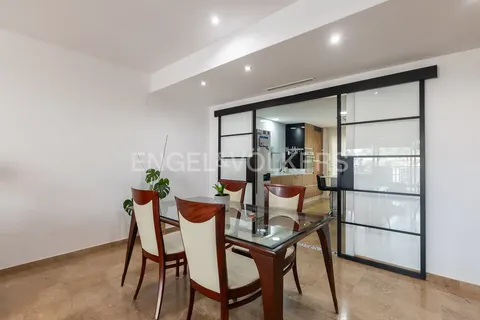 House 230 m² in Chiva