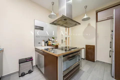Wohnung 111 m² in Madrid