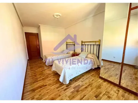 Wohnung 129 m² in Saldaña