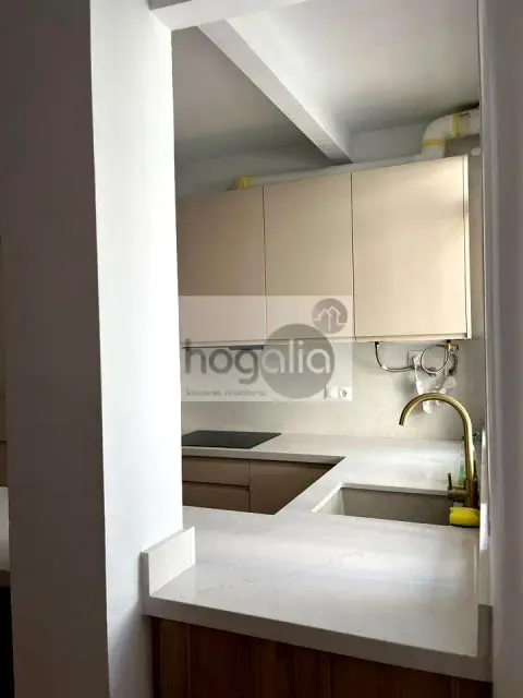 Flat 70 m² in Seville (2/6)