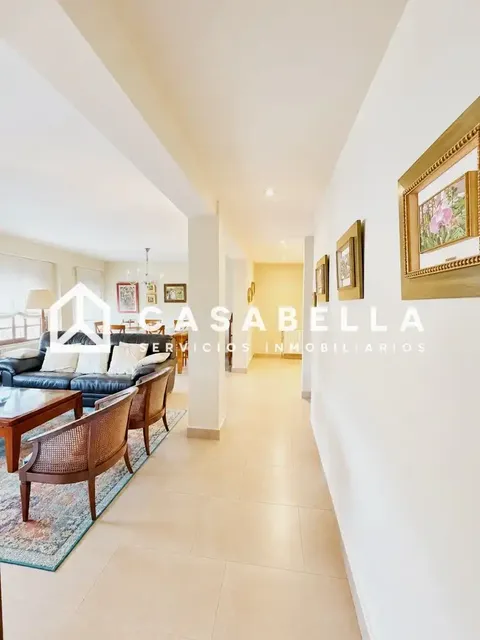 Wohnung 131 m² in Valencia