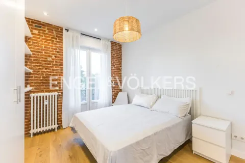 Wohnung 113 m² in Madrid