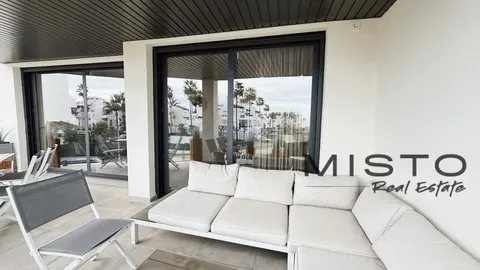 Pis de 101 m² a Estepona