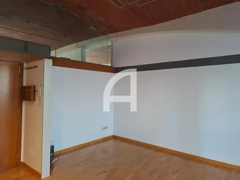 Pis de 81 m² a Terrassa