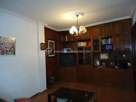 Piso de 75 m² en Cáceres