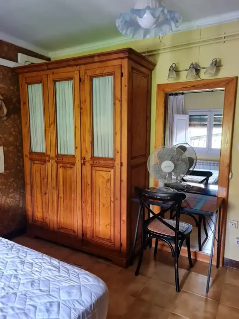 Habitació de lloguer, Vilaverd
