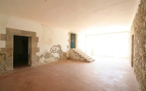 Casa de 1217 m² a Bordils