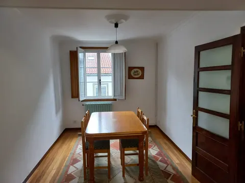 Haus 144 m² in Santiago de Compostela