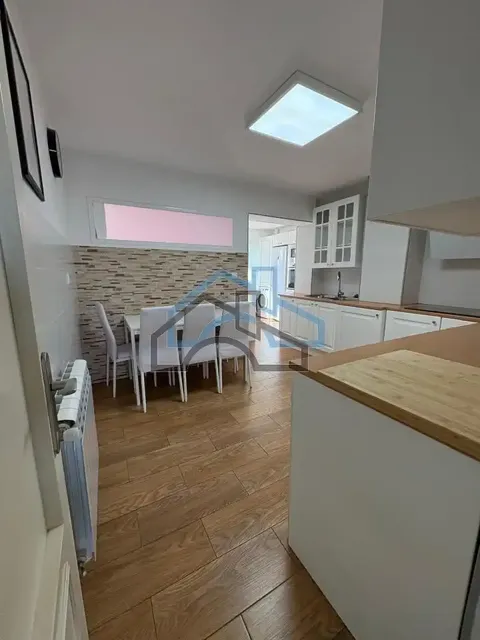 Pis de 120 m² a Oleiros
