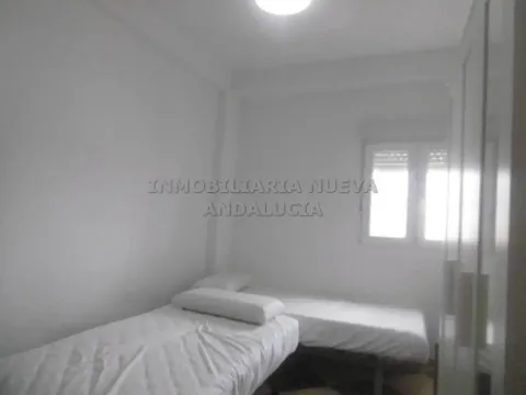 Pis de 100 m² a Almeria