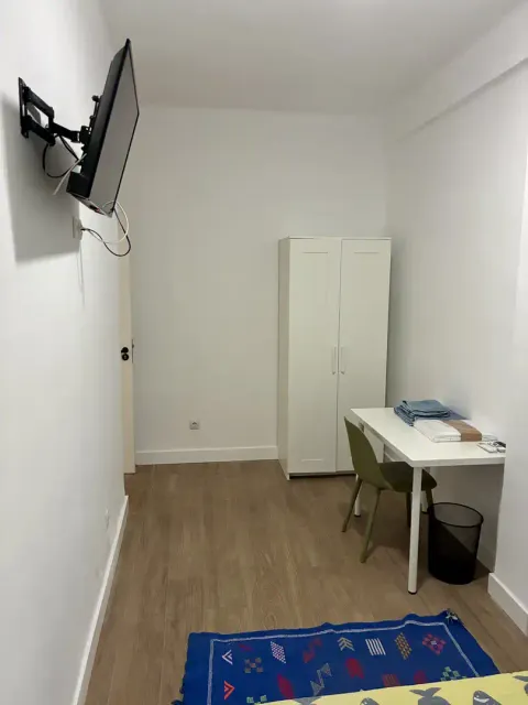 Room for rent, Seville (3/7)