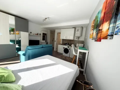 Flat 35 m² in Salamanca (2/12)