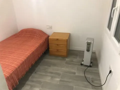 Stanza in affitto, Nàquera / Náquera