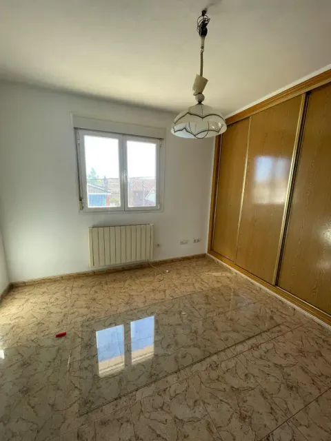 Casa de 166 m² a Villamanta