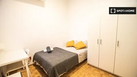 Кімната в оренду, Барселона
