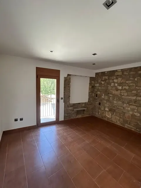 Appartamento 331 m² a les Oluges