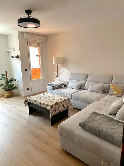 Appartamento 74 m² a León