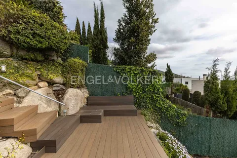 Будинок 440 м² у Esplugues de Llobregat