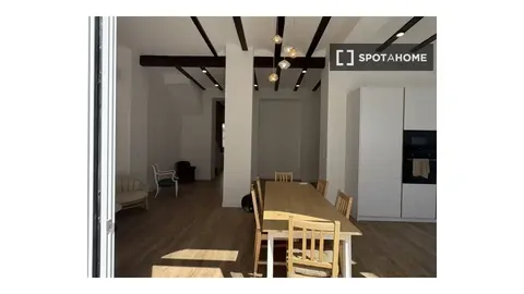 Pis de 220 m² a València