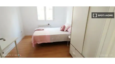 Room for rent, Madrid
