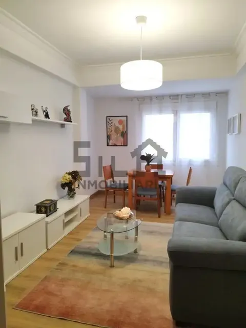 Wohnung 85 m² in Ourense