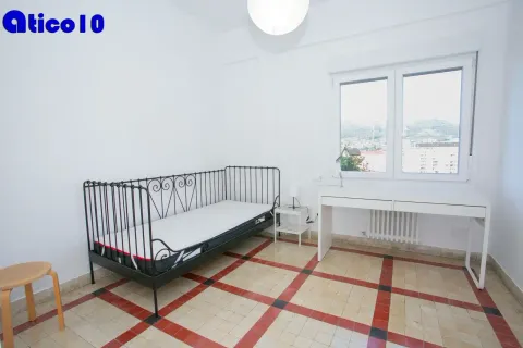 Appartement 85 m² à Oviède