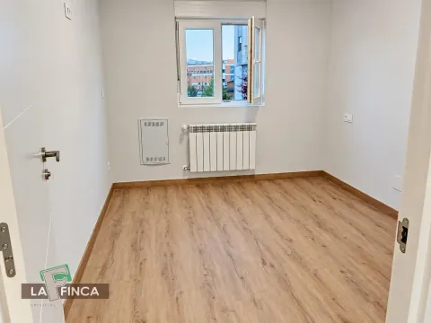 Piso de 71 m² en Oviedo
