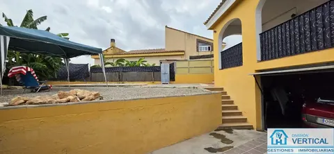 Casa de 120 m² a Riba-roja de Túria