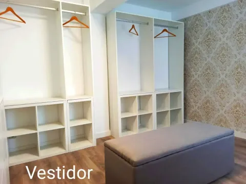 Wohnung 85 m² in A Coruña