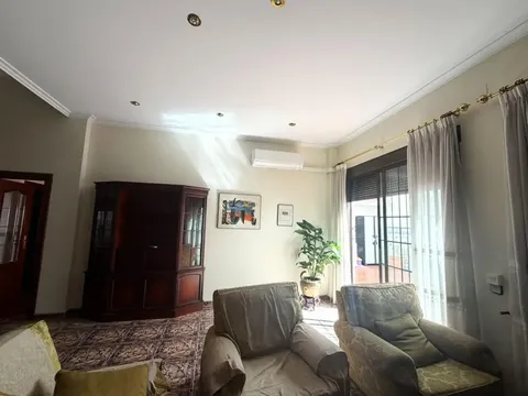 Casa de 236 m² a Rafelbunyol (2/65)
