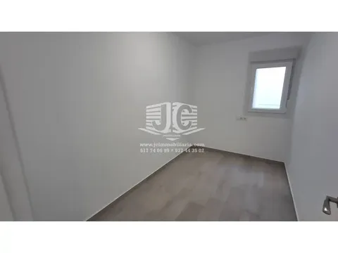 Pis de 77 m² a Tortosa