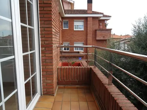Casa de 147 m² a Cerdanyola del Vallès