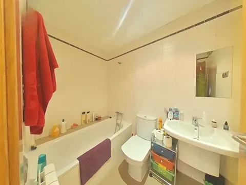 Pis de 80 m² a Terrassa