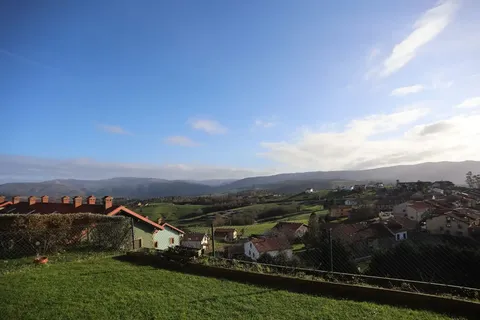 Casa de 216 m² a Udías