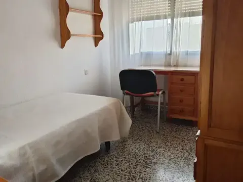 Piso de 80 m² en Granada
