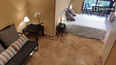 Room for rent, Madrid