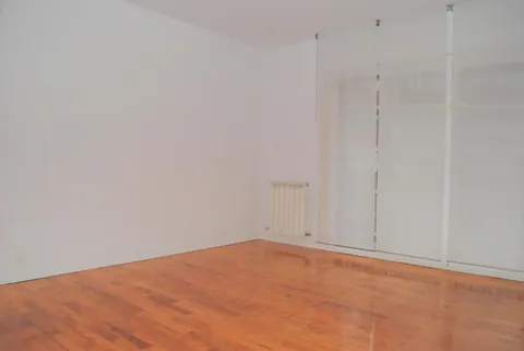 Pis de 87 m² a Sant Sebastià