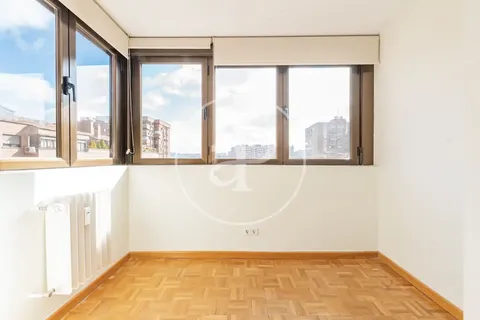 Wohnung 180 m² in Madrid