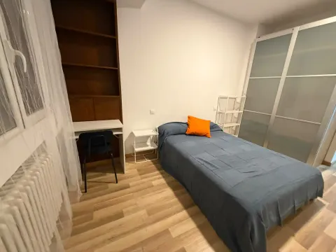 Room for rent, Madrid