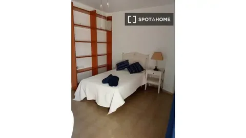 Stanza in affitto, Almería