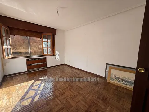 Pis de 86 m² a Oviedo