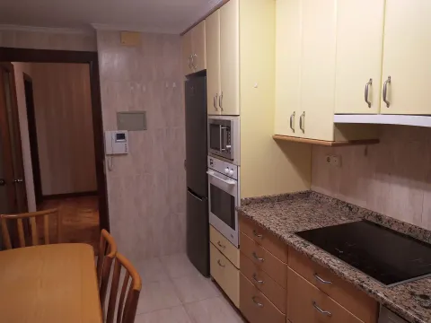Appartement 75 m² à Saint-Sébastien