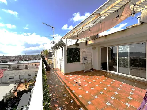 Pis de 136 m² a Terrassa
