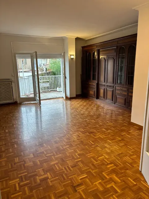 Pis de 130 m² a Badalona