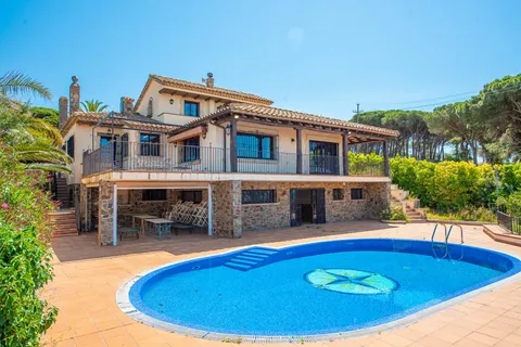 Casa de 689 m² en Sant Feliu de Guíxols